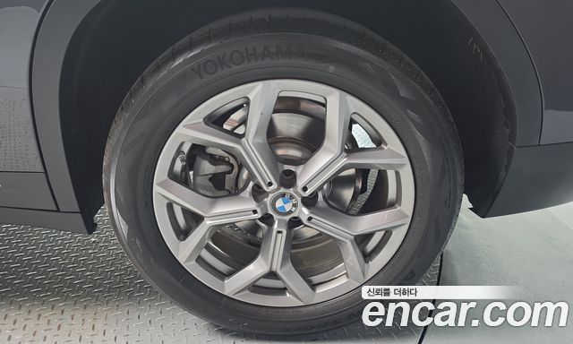 BMW X4 (G02) xDrive20i xLine 2022 — фото 21
