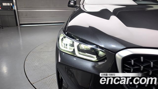BMW X4 (G02) xDrive20i xLine 2022 — фото 22