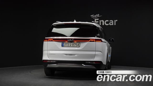 Kia Carnival (IV) Gasoline 7-Seater Signature 2023 — фото 4