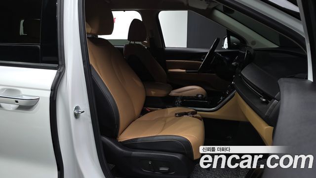 Kia Carnival (IV) Gasoline 7-Seater Signature 2023 — фото 11