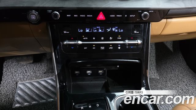Kia Carnival (IV) Gasoline 7-Seater Signature 2023 — фото 36