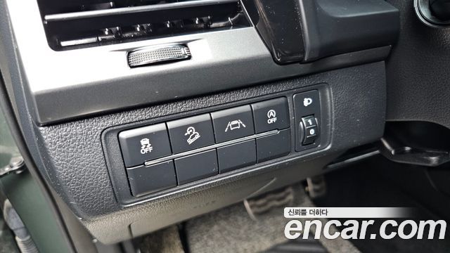 KG Mobility (SsangYong) Rexton Sports Diesel 2.2 4WD Prestige 2023 — фото 18