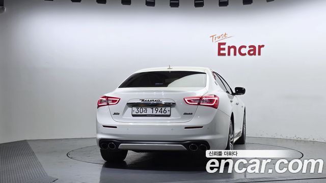 Maserati Ghibli 3.0S Q4 GranLusso 3rd 2019 — фото 4