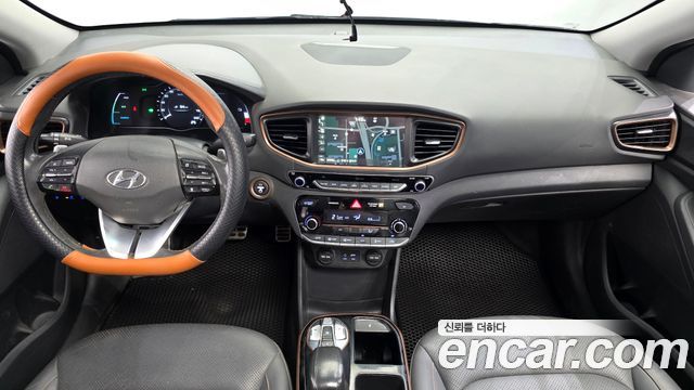 Hyundai Ioniq Electric Q 2017 — фото 7
