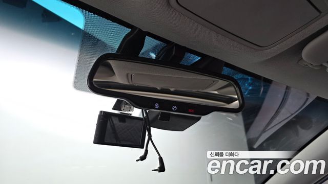 Hyundai Ioniq Electric Q 2017 — фото 33