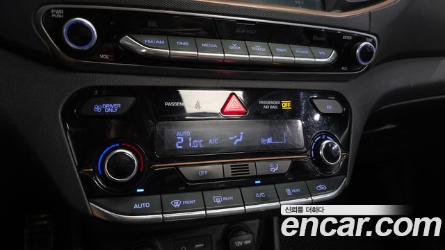 Hyundai Ioniq Electric Q 2017 — фото 35