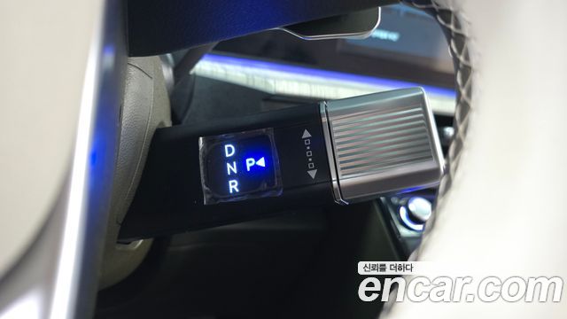 Hyundai Santa Fe (MX5) HEV 1.6 2WD Calligraphy 2025 — фото 9