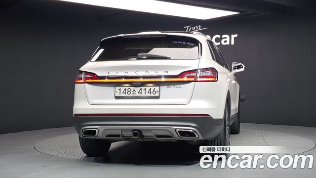Lincoln Nautilus (I) 2.7 Reserve AWD 2019 — фото 4