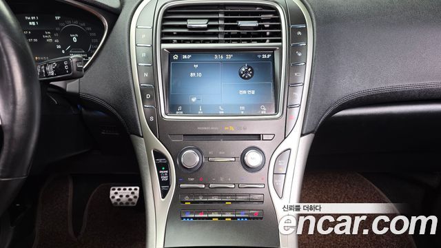Lincoln Nautilus (I) 2.7 Reserve AWD 2019 — фото 14