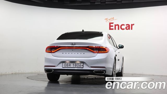 Hyundai Grandeur (IG) 2.4 Exclusive Special 2019 — фото 4