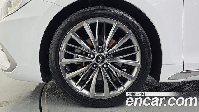 Hyundai Grandeur (IG) 2.4 Exclusive Special 2019 — фото 5