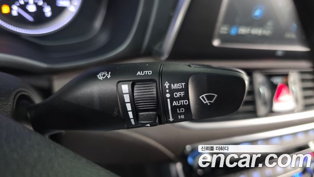 Hyundai Grandeur (IG) 2.4 Exclusive Special 2019 — фото 33