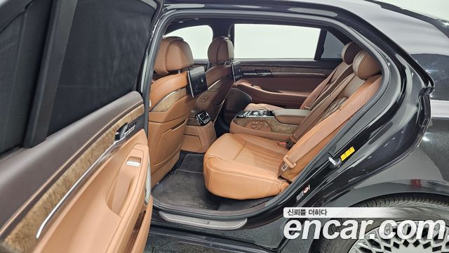 Genesis G90 3.8 AWD Prestige 2019 — фото 31