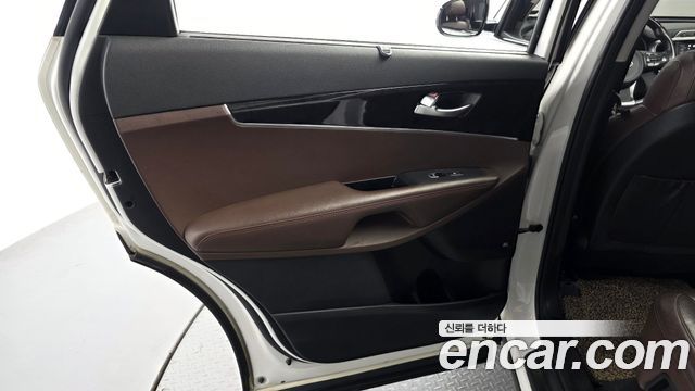 Kia Sorento Diesel 2.2 4WD Noblesse Special 2015 — фото 25