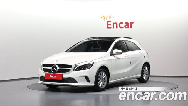 Mercedes-Benz A-Class (W176) A200