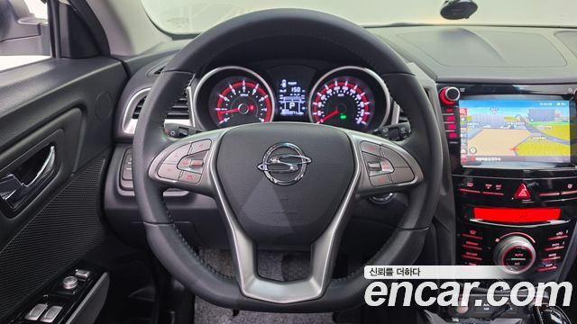 KG Mobility (SsangYong) Tivoli VX 2WD 2016 — фото 12