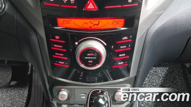 KG Mobility (SsangYong) Tivoli VX 2WD 2016 — фото 16