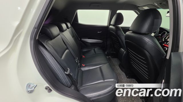 KG Mobility (SsangYong) Tivoli VX 2WD 2016 — фото 19