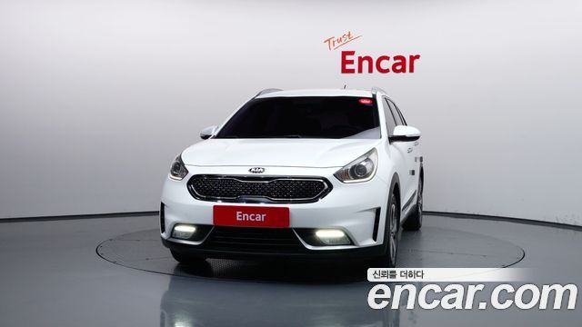 Kia Niro Luxury 2017 — фото 3
