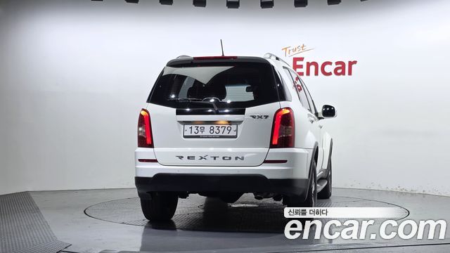 KG Mobility (SsangYong) Rexton W 2.0 4WD RX7 Luxury 2015 — фото 4