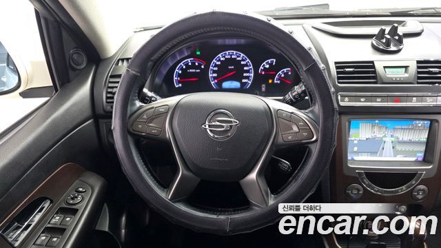 KG Mobility (SsangYong) Rexton W 2.0 4WD RX7 Luxury 2015 — фото 13
