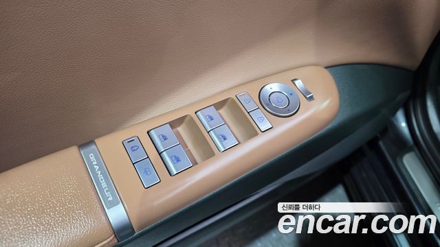 Hyundai Grandeur Hybrid (GN7) Exclusive 2023 — фото 33