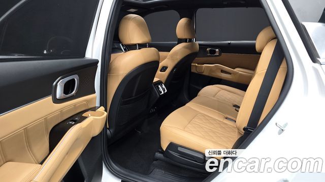 Kia Sorento (IV) HEV 1.6 4WD Signature 2023 — фото 11