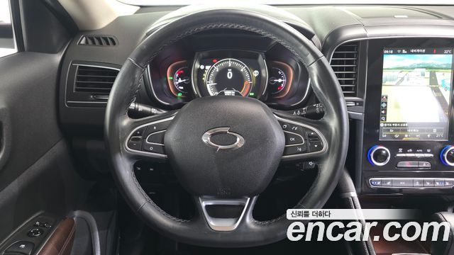 Renault Korea QM6 Diesel 2WD RE Signature 2018 — фото 17