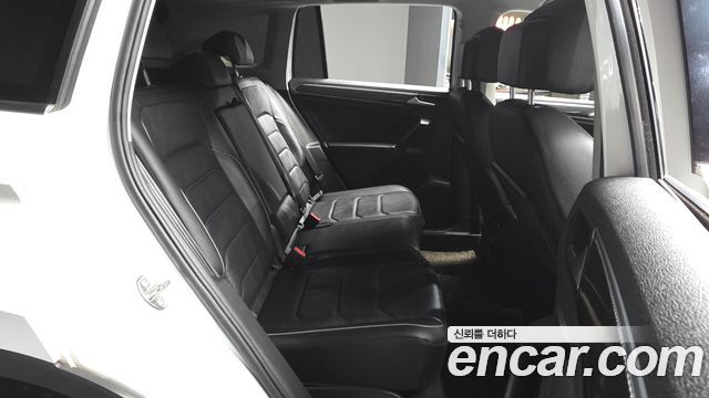 Volkswagen Tiguan (II) 2.0 TDI Premium 2020 — фото 12