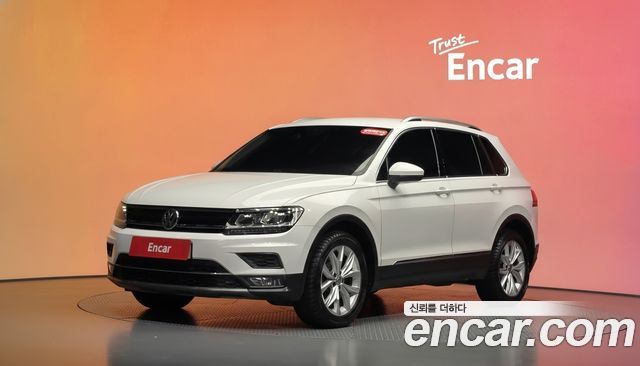 Volkswagen Tiguan (II) 2.0 TDI Premium 2020 — фото 1