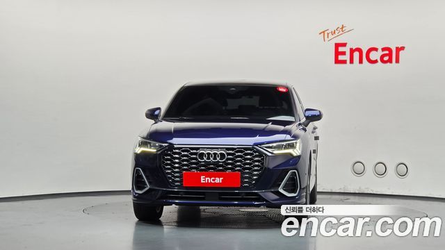Audi Q3 (F3) 35 TDI Premium Sportback 2023 — фото 3