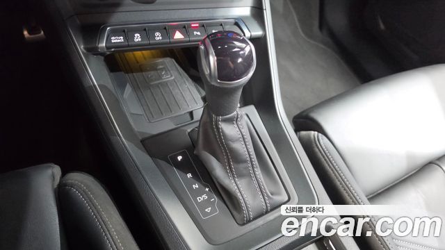 Audi Q3 (F3) 35 TDI Premium Sportback 2023 — фото 9