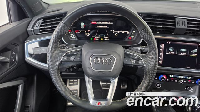 Audi Q3 (F3) 35 TDI Premium Sportback 2023 — фото 15