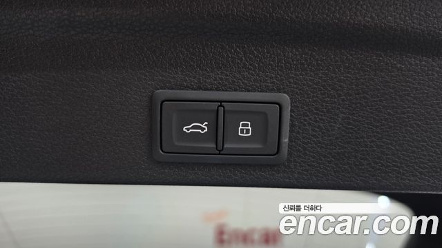 Audi Q3 (F3) 35 TDI Premium Sportback 2023 — фото 19