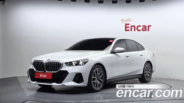 BMW 5 Series (G60) 520i M Sport 2026 — фото 1
