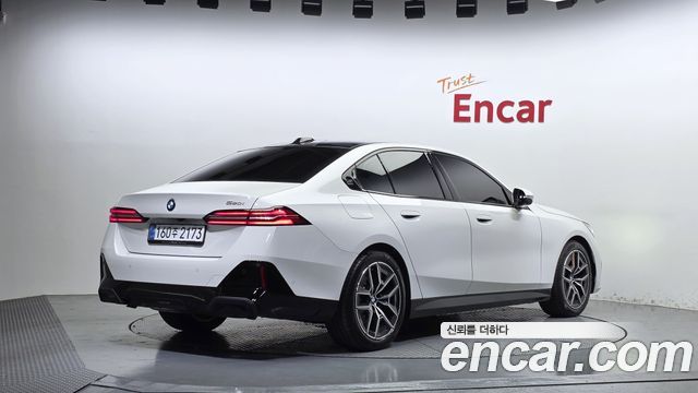 BMW 5 Series (G60) 520i M Sport 2026 — фото 2