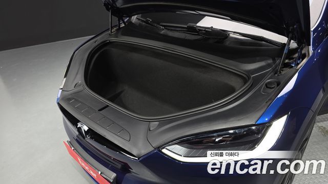Tesla Model X AWD 2023 — фото 6