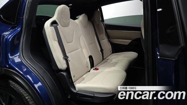 Tesla Model X AWD 2023 — фото 15