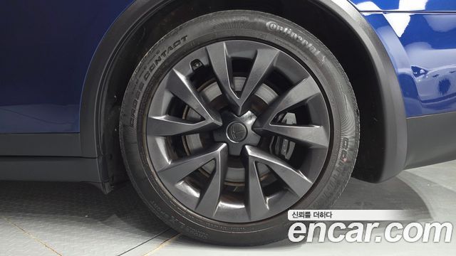 Tesla Model X AWD 2023 — фото 27