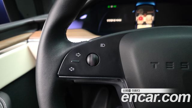 Tesla Model X AWD 2023 — фото 42