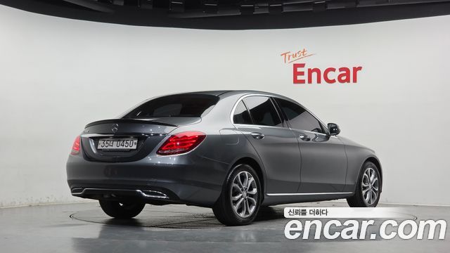 Mercedes-Benz C-Class (W205) C200 Avantgarde 2017 — фото 2
