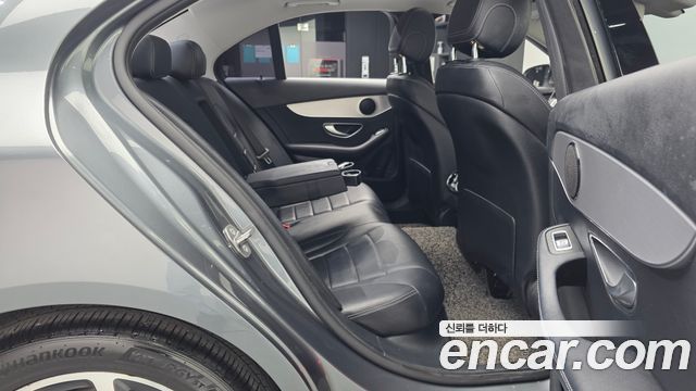 Mercedes-Benz C-Class (W205) C200 Avantgarde 2017 — фото 16