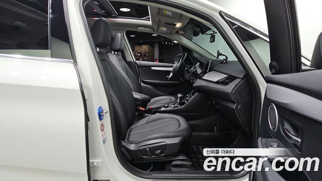 BMW 2 Series Active Tourer (F45) Joy 2015 — фото 15