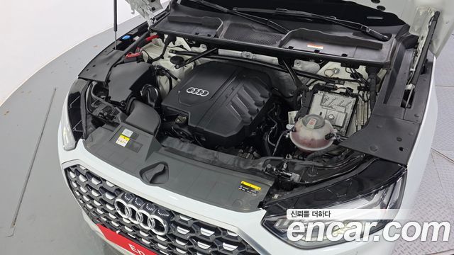 Audi Q5 (FY) 45 TFSI Quattro Sportback Premium 2022 — фото 6