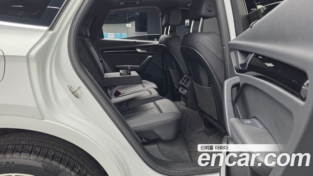 Audi Q5 (FY) 45 TFSI Quattro Sportback Premium 2022 — фото 12