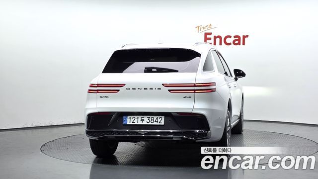 Genesis GV70 2.5T Gasoline AWD 2025 — фото 4
