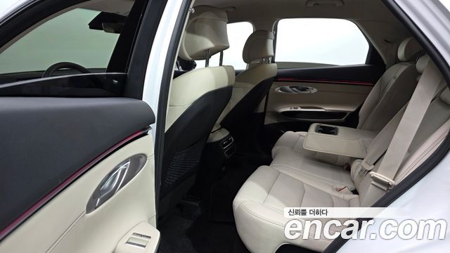 Genesis GV70 2.5T Gasoline AWD 2025 — фото 11