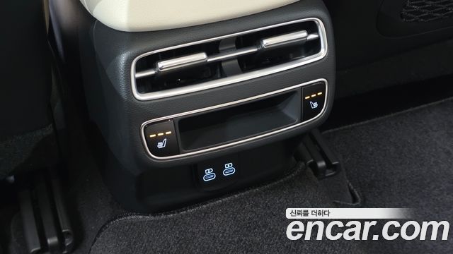 Genesis GV70 2.5T Gasoline AWD 2025 — фото 32