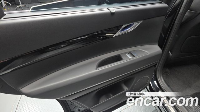 Genesis GV80 2.5T Gasoline 2WD 2023 — фото 25
