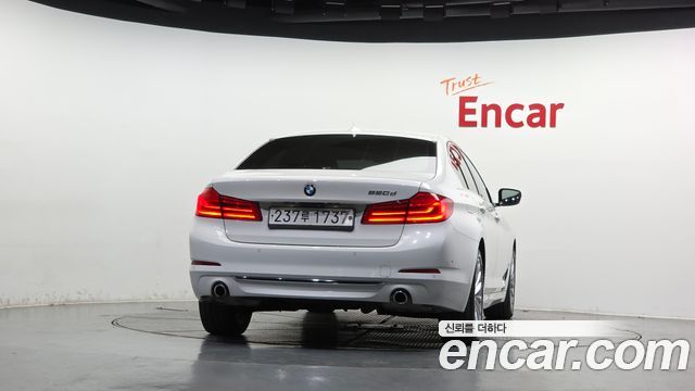 BMW 5 Series (G30) 520d Luxury Plus 2020 — фото 4